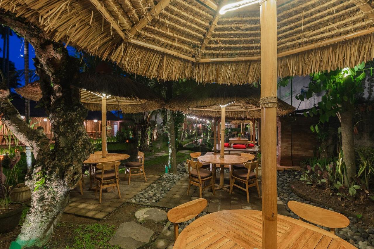 Gana Hotel & Restaurant Ubud Buitenkant foto