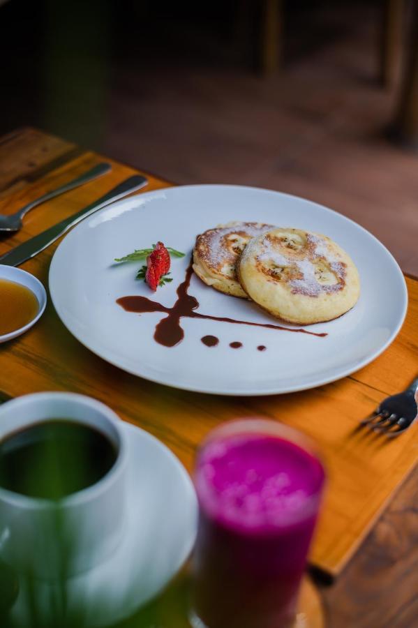 Gana Hotel & Restaurant Ubud Buitenkant foto